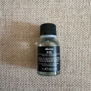 Davines OI Oil with Black Cap